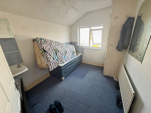 Photo 1- click for photo gallery